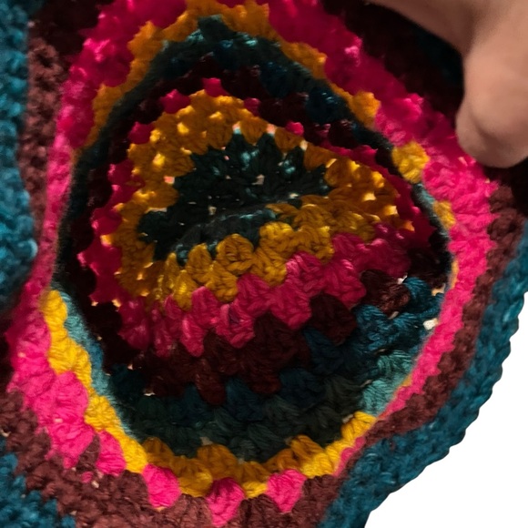 Vintage handcrafted, multicolored crochet beanie hat - Picture 6 of 7